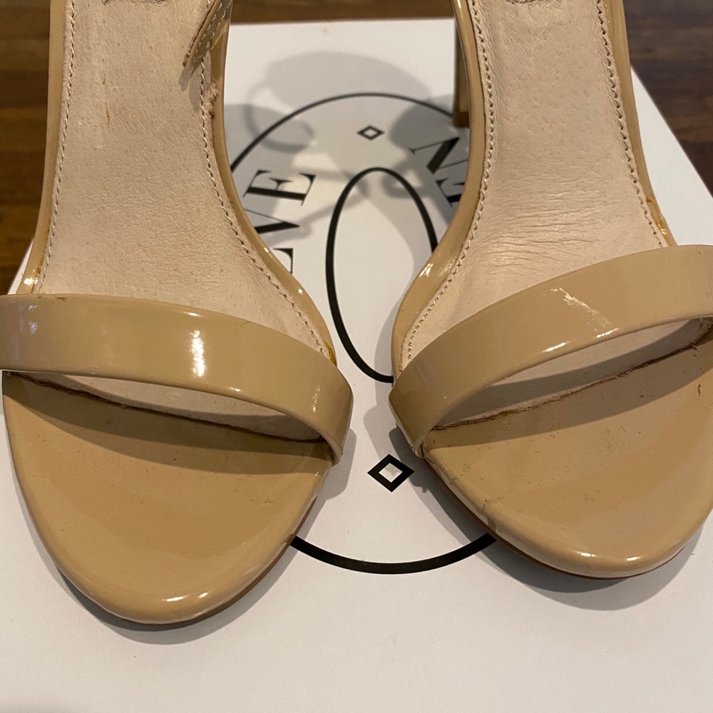 SOLD ‼️Steve Madden Stacy Sandal - Picture 2 of 6